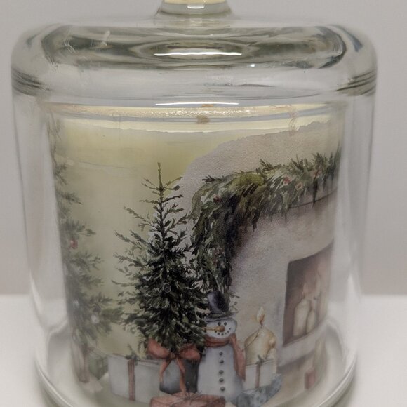 NEW! Michel Design Works Christmas by the Hearth Glass Cloche Candle 5.8oz/164g - Picture 3 of 9